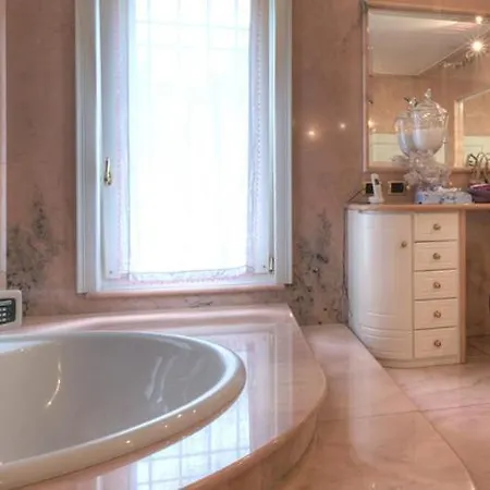 Diletta Luxury Chiari